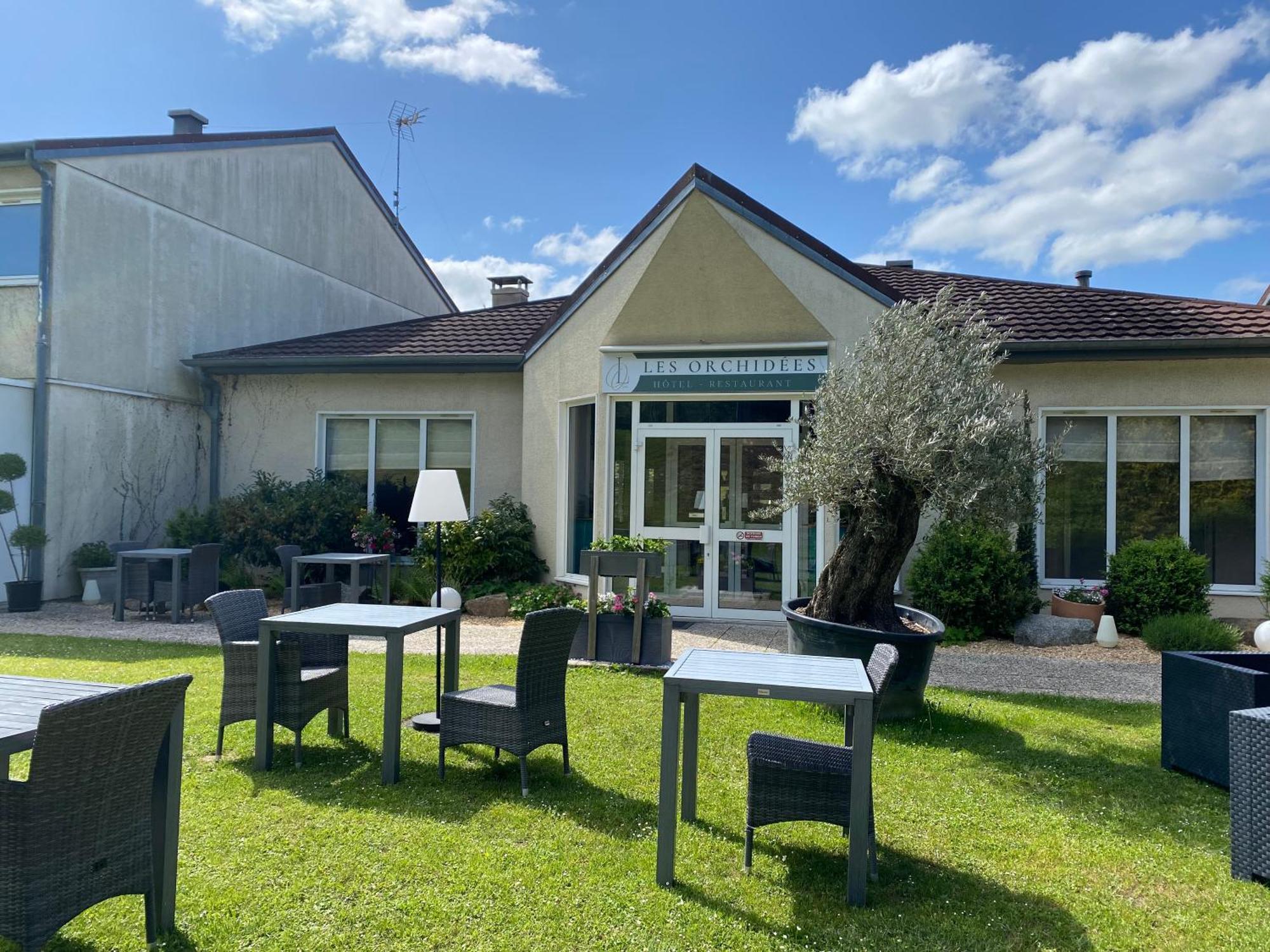 Les Orchidees , Hotel & Restaurant 베르됭쉬르뫼즈 외부 사진