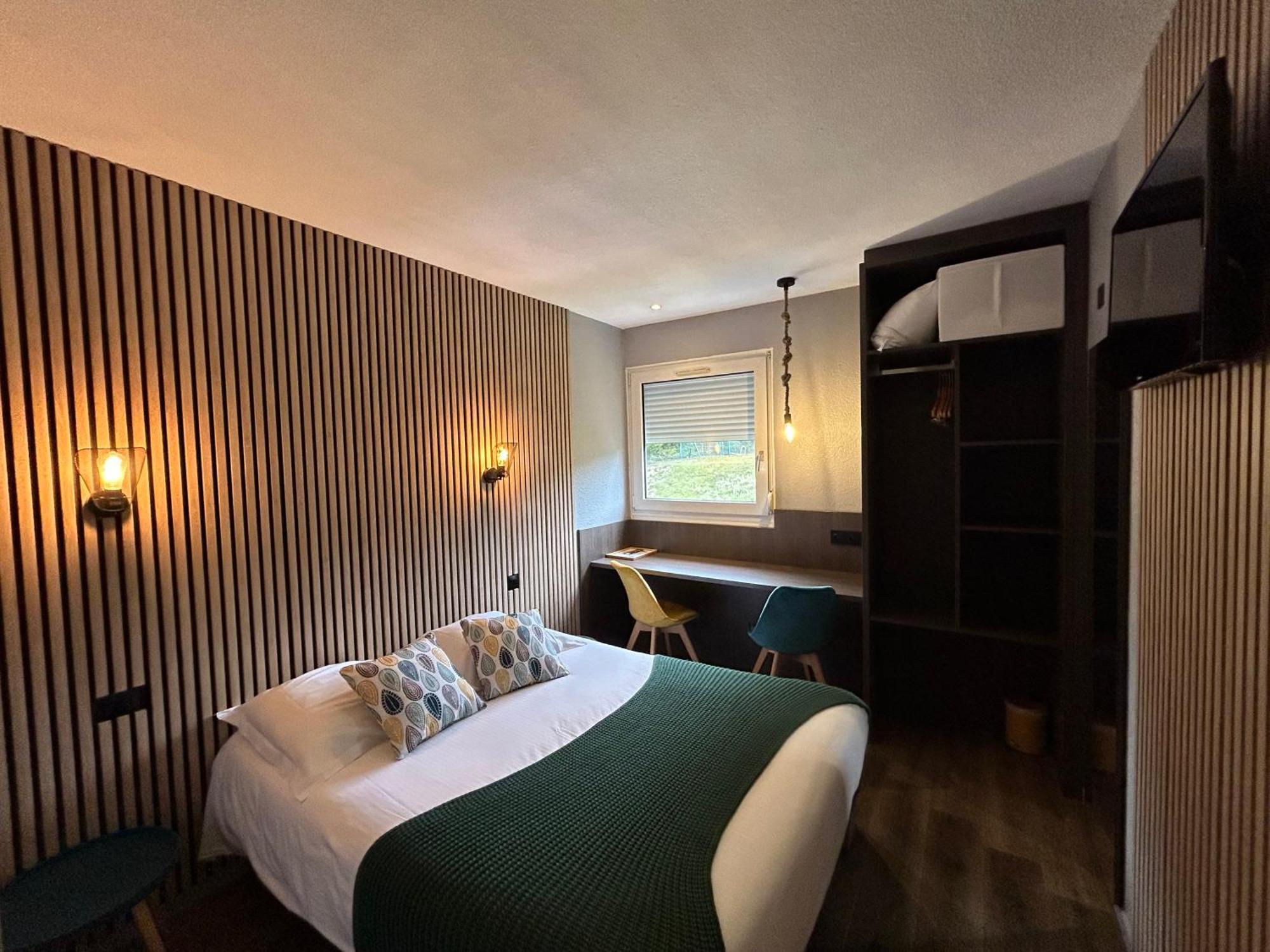 Les Orchidees , Hotel & Restaurant 베르됭쉬르뫼즈 외부 사진