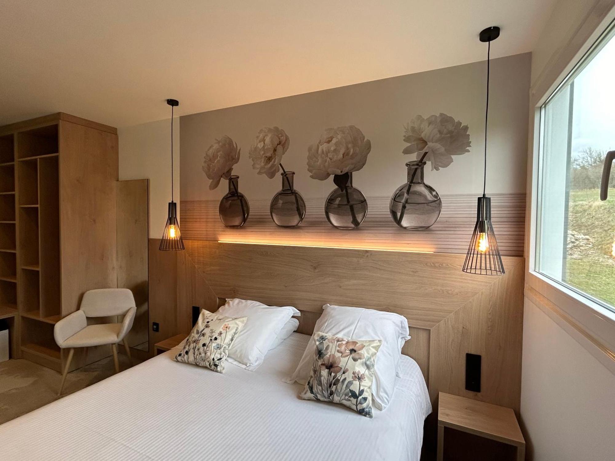 Les Orchidees , Hotel & Restaurant 베르됭쉬르뫼즈 외부 사진