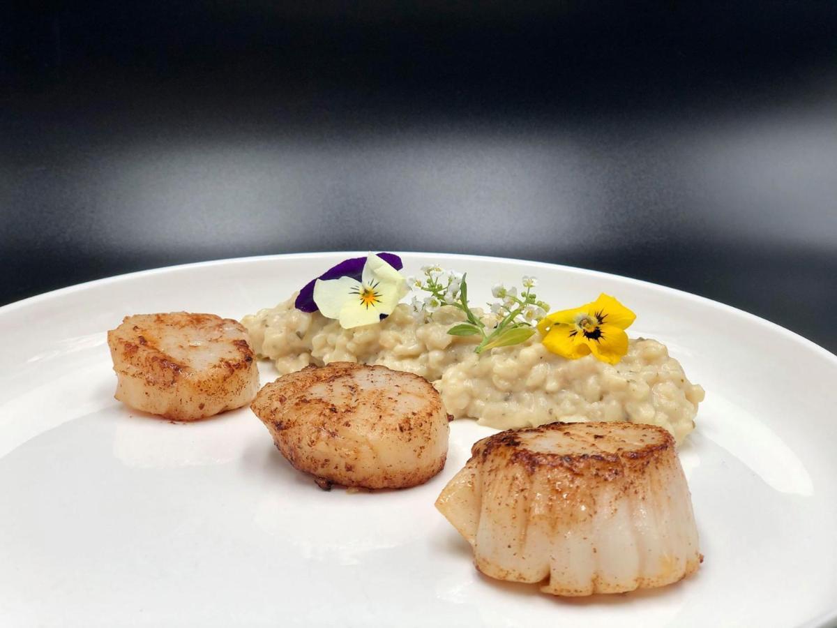 Les Orchidees , Hotel & Restaurant 베르됭쉬르뫼즈 외부 사진